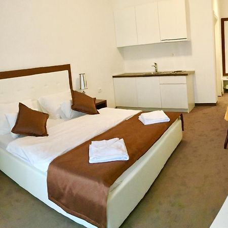 Hotel Pozzo Budva Rum bild